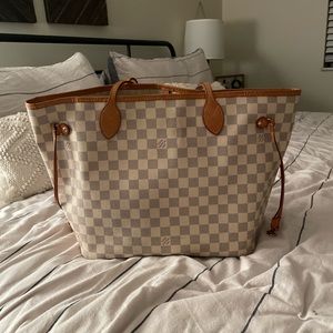 Louis Vuitton Neverfull MM